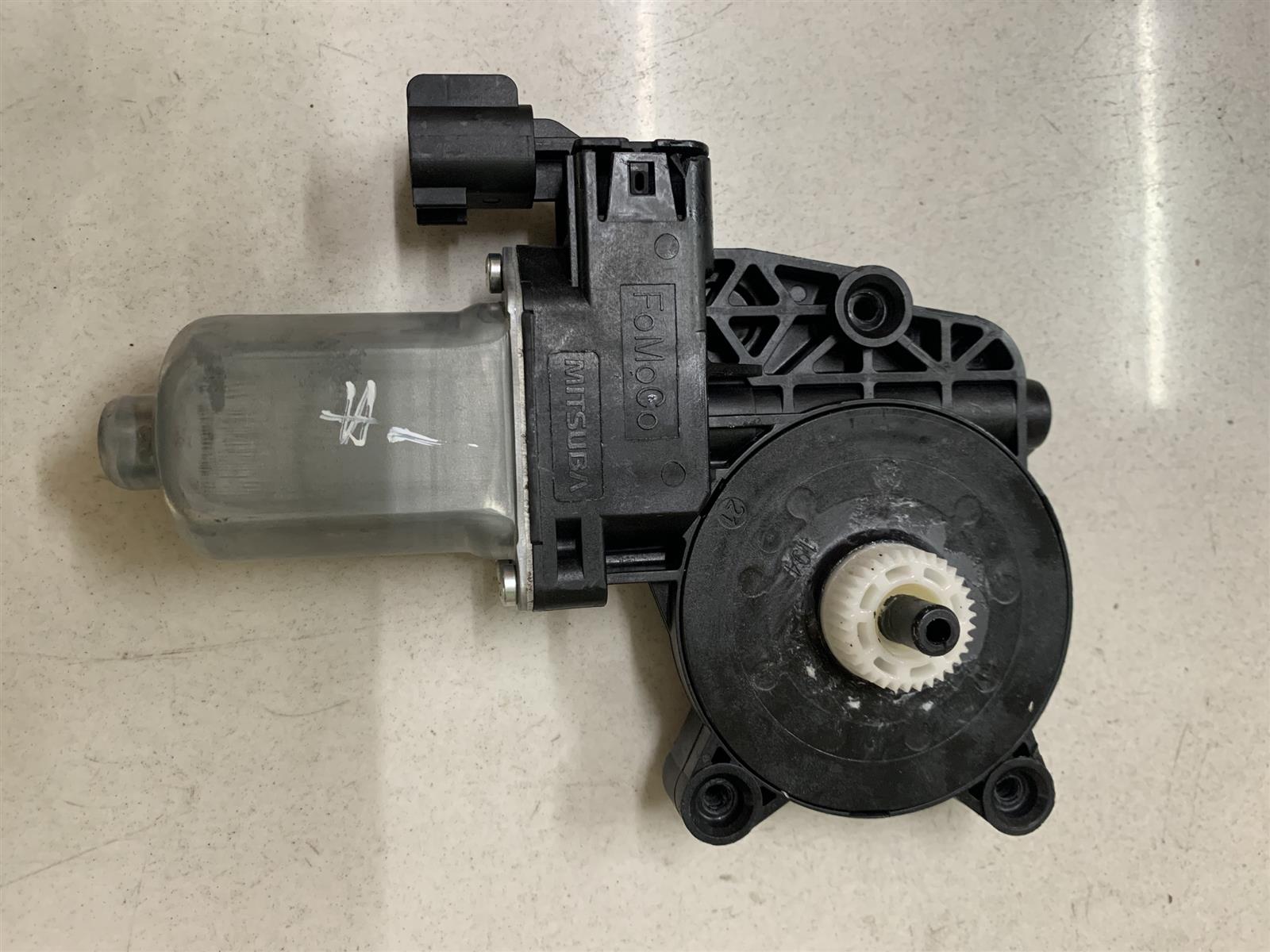 Motor lên xuống kính trước=sau Ford Ranger 2012-2018, Focus 2015, BT50 2012-2018 RH CH