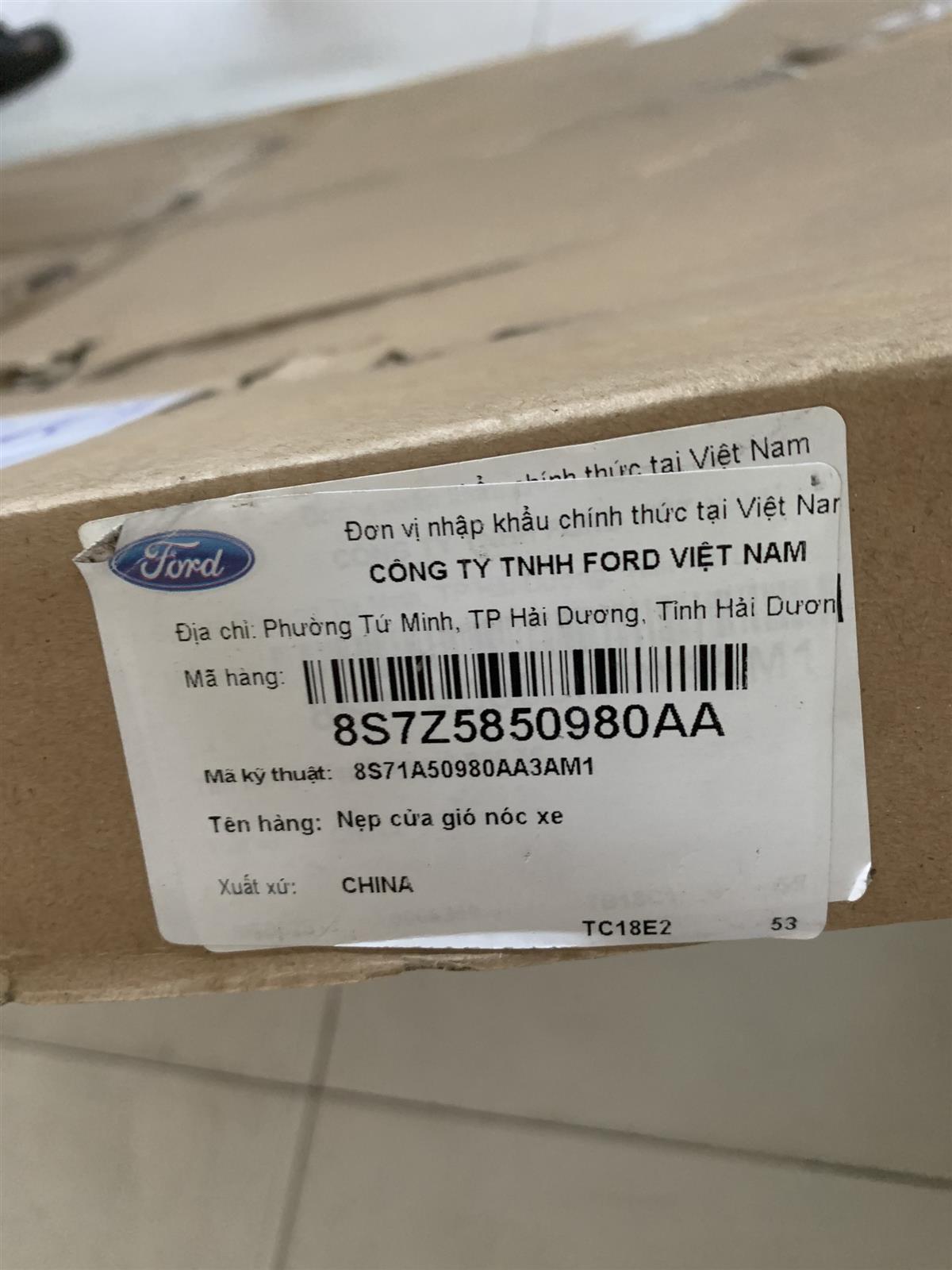 Ron khung cửa trời Ford Foscus 2012-2015 CH(4 cửa)