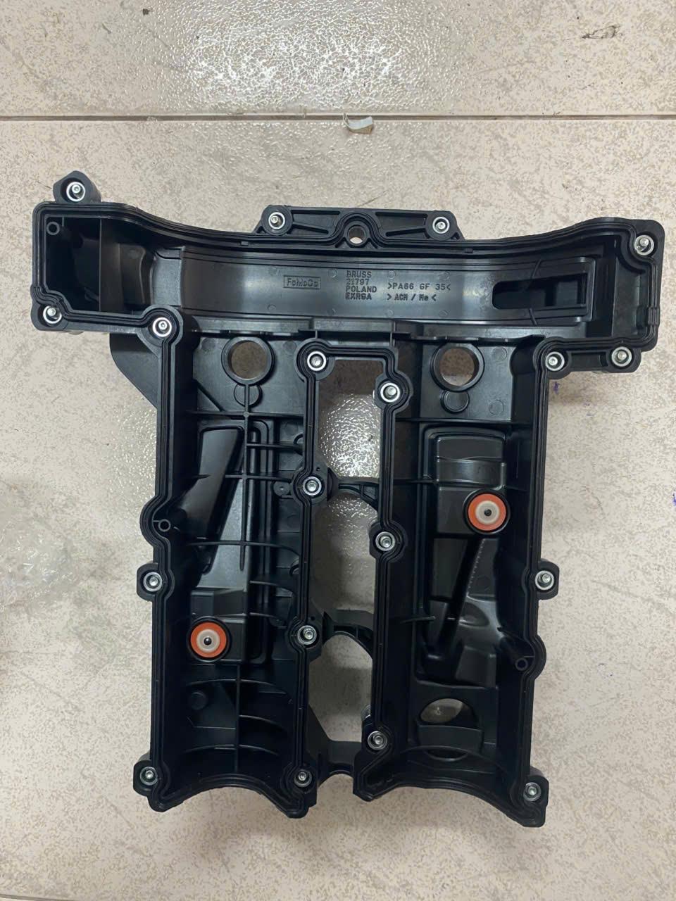 Nắp dàn cò Ford Fiesta 1.0 2012-2017 CH