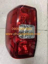 Đèn lái sau Ford Ranger 2022-2023 XLS RH TH(không led)
