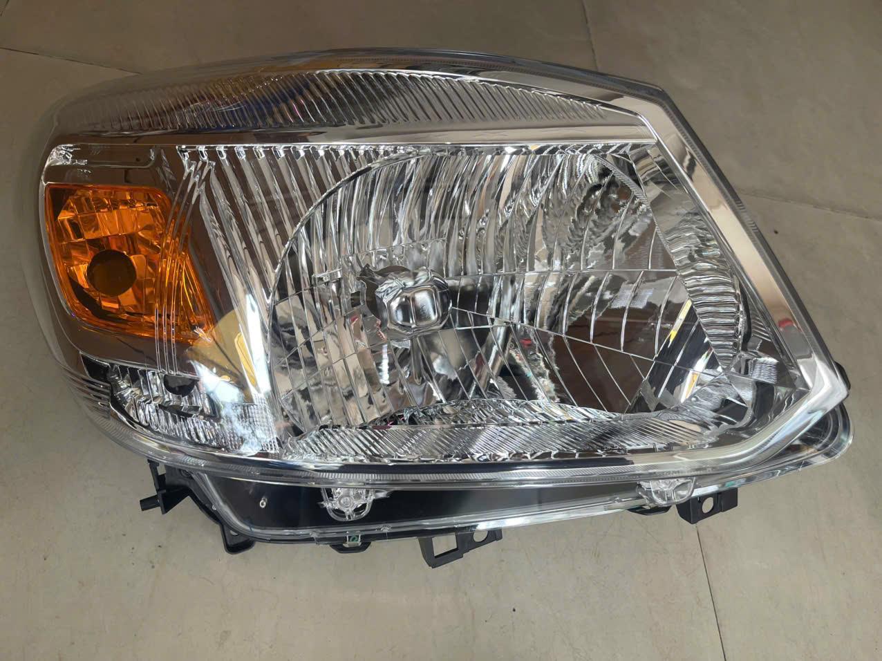 Đèn pha Ford Everest 2011-2014 RH CH
