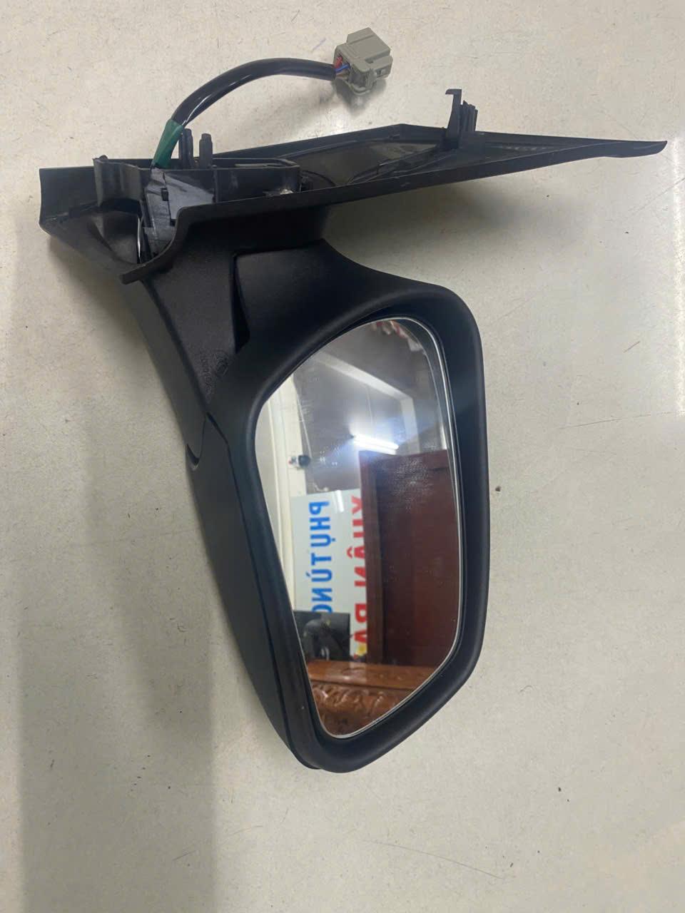 Kính chiếu hậu Ford Focus 2005-2007 RH TH