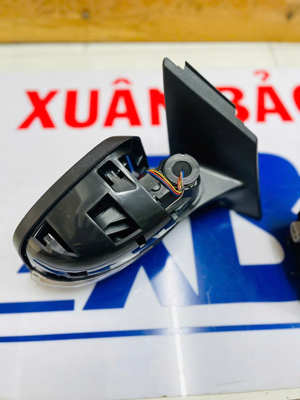 Kính chiếu hậu Ford Focus 2012-2015 LH CH(7 dây)