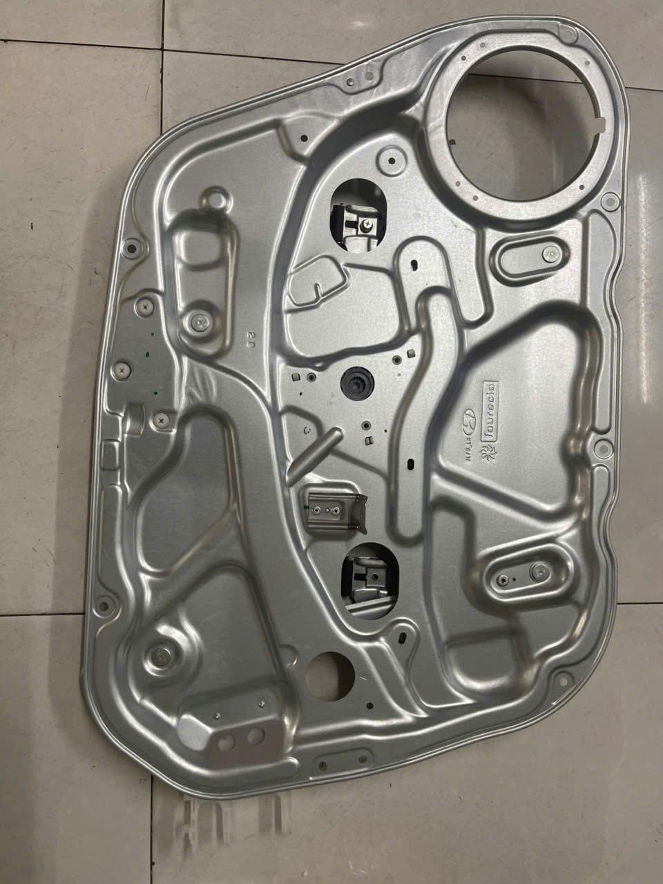 Compa lên xuống kính Hyundai Elantra Hatchback 2009-2012, Grand I30 2008-2012 CH