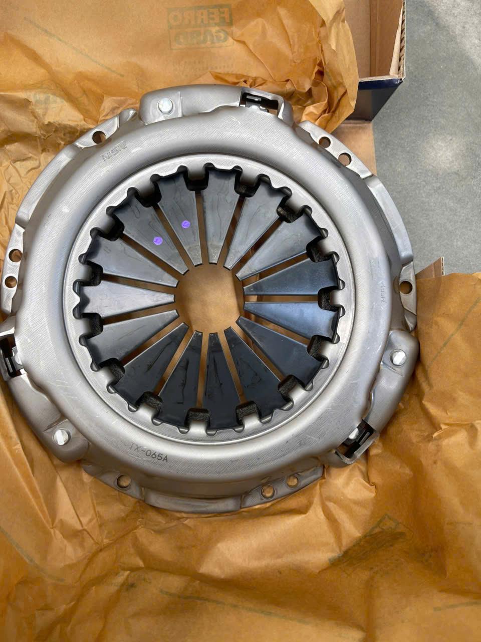 Mâm ép + lá côn Toyota Innova 2006-2016, Camry 2003-2006, RAV4, Cá mập TH