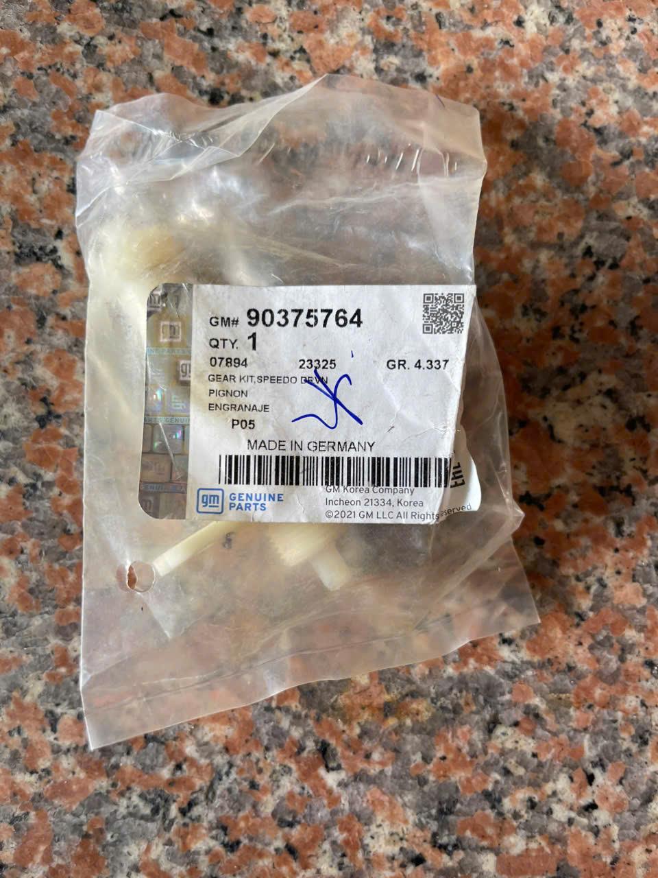 Cảm biến tốc độ Chevrolet Cruze Th( sâu công tơ mét trắng)