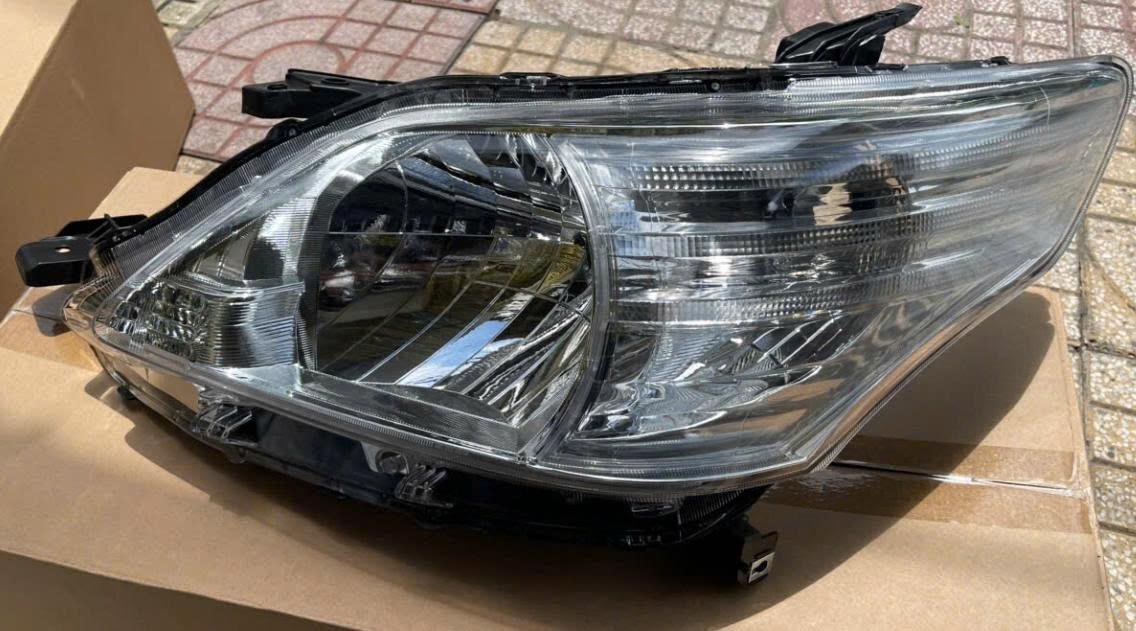 Đèn pha Toyota Innova 2012-2015 LH/RH TH
