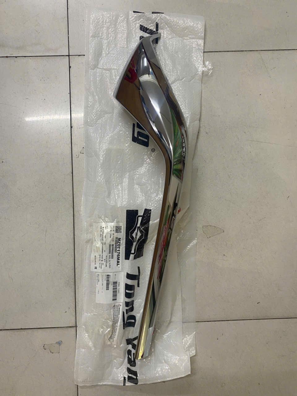 Nẹp xi galang Mazda CX5 2023-2025 TH