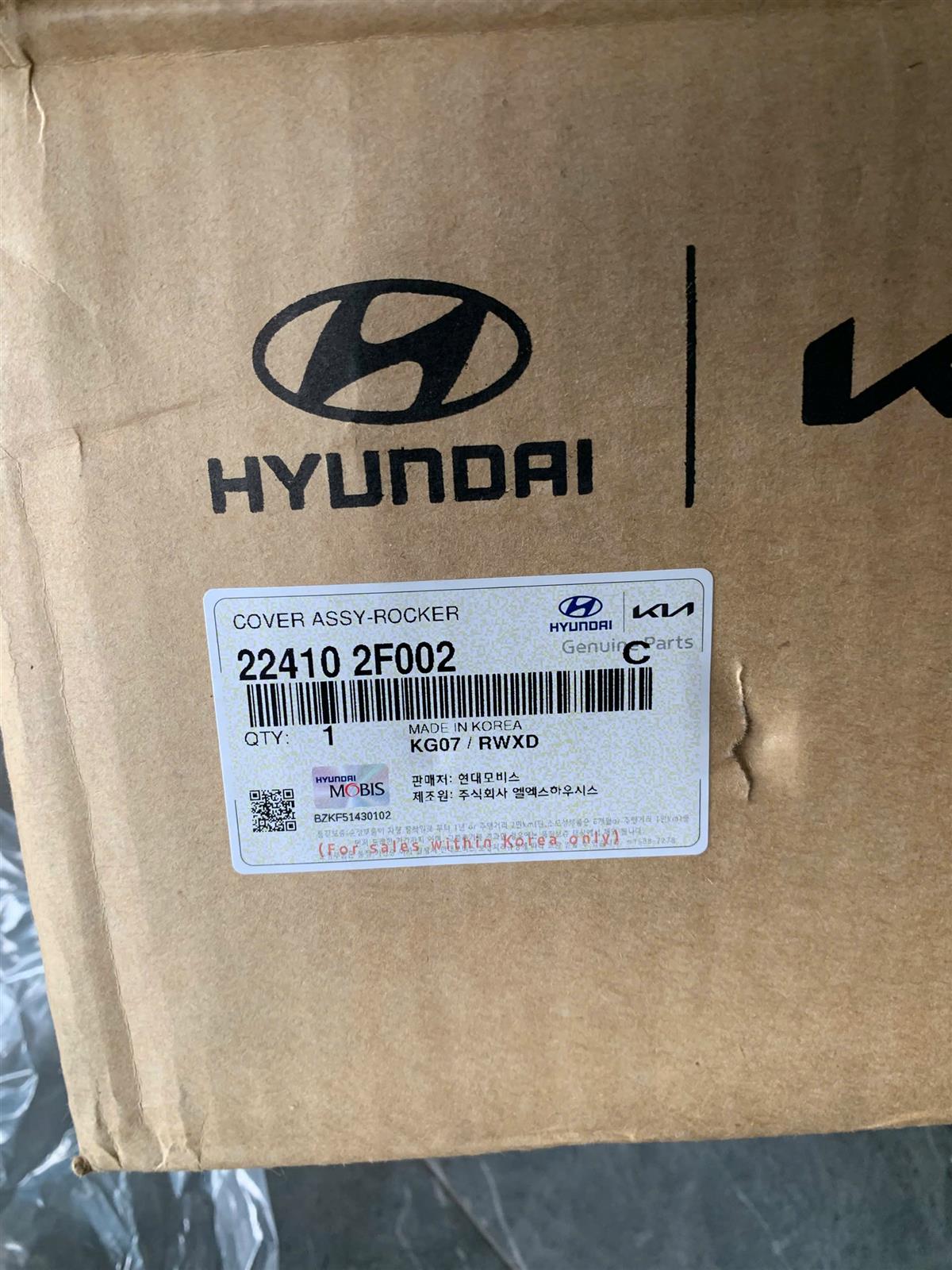 Nắp dàn cò Hyundai Santa Fe 2012-2014, Sorento 2010-2014, Sedona CH