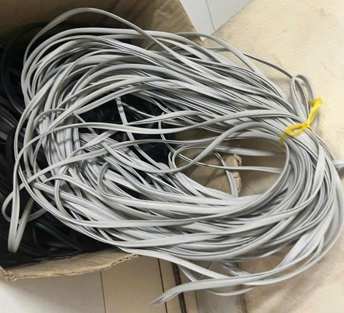 Ron chỉ ốp phồng cản, tai xe Ford Everest 2009-2014 TH