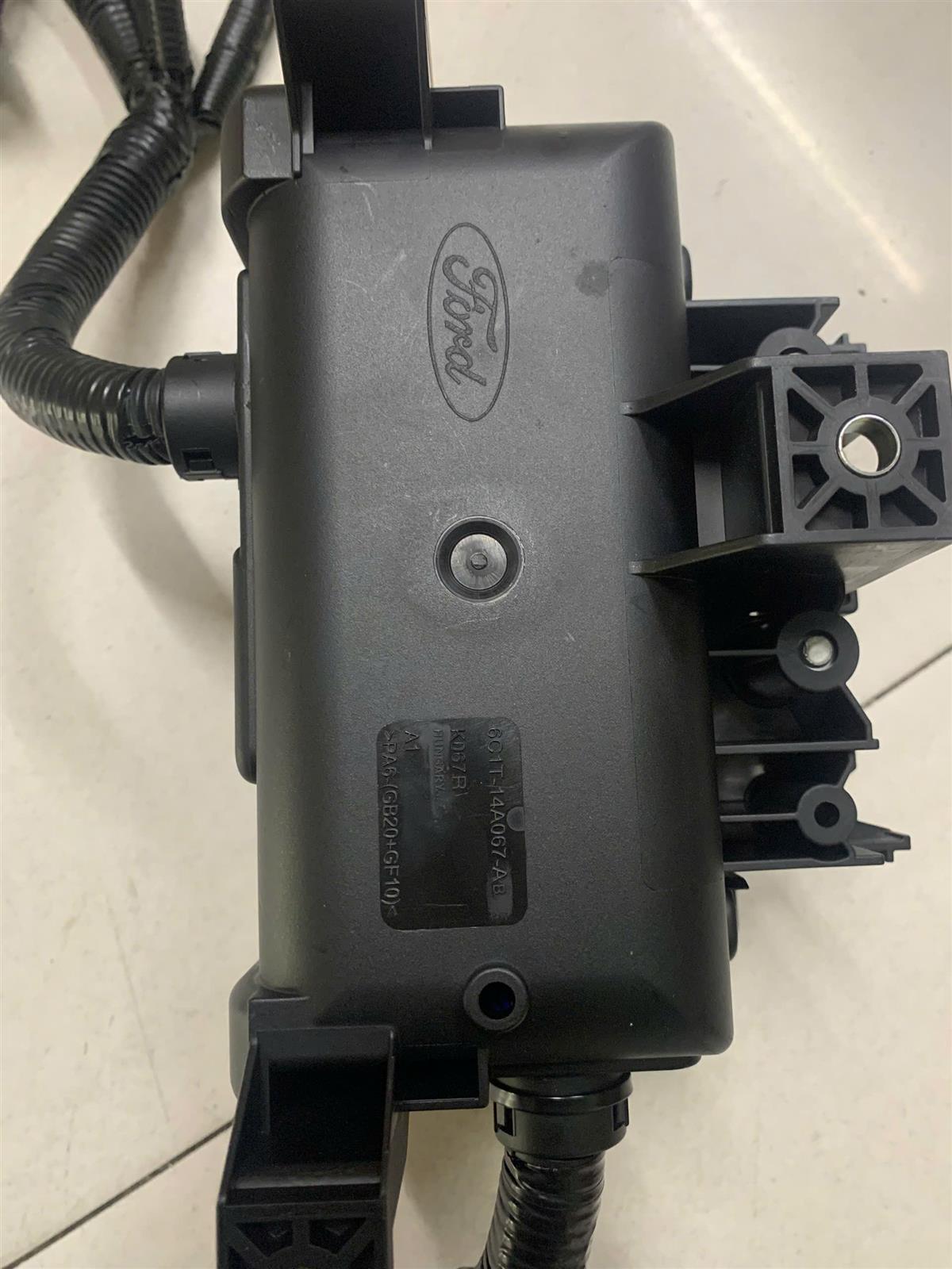 Bộ dây điện + hộp Transit 2.2 2005-2007 CH