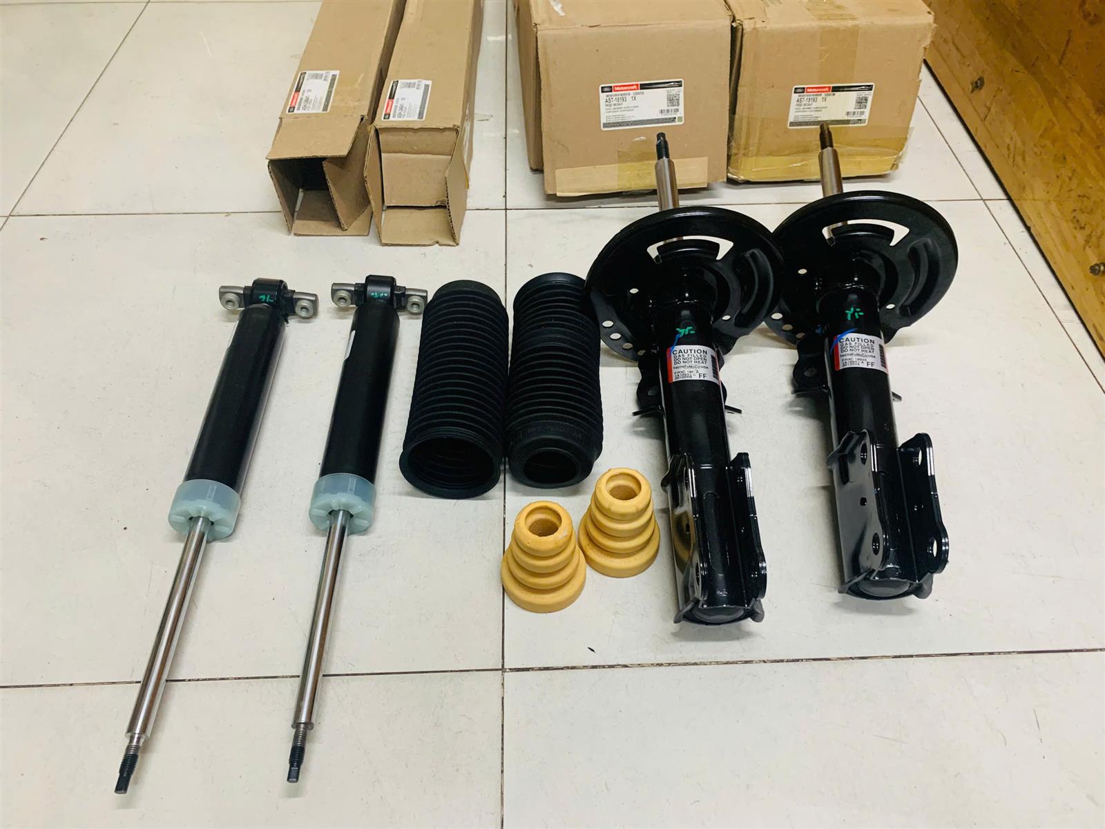 Giảm xóc trước Ford Mustang 2015-2020 CH