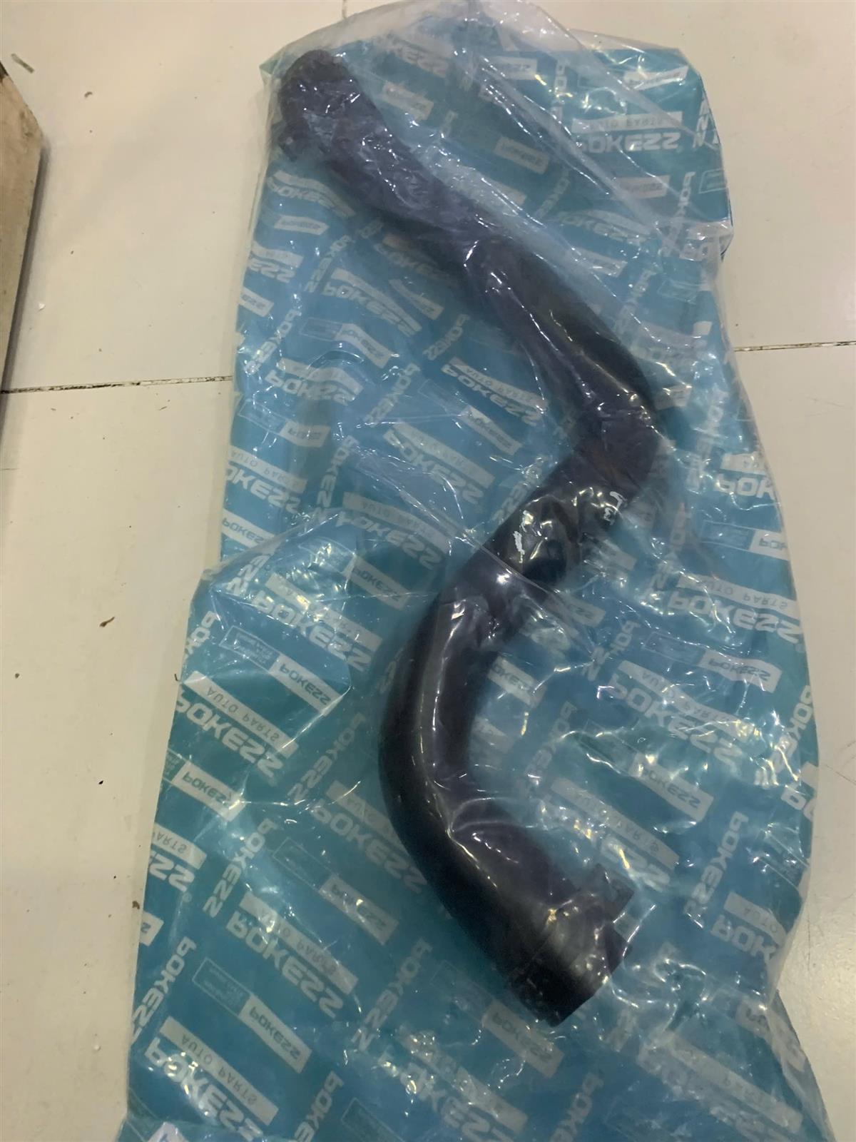 Ống nước trên Ford Focus 2006-2012 TH