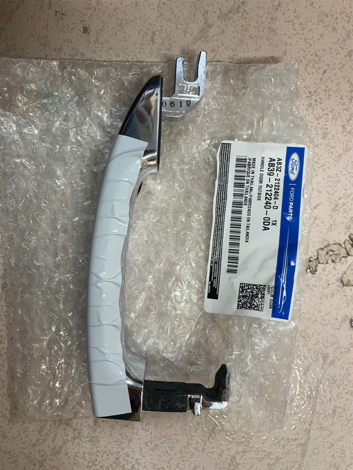 Tay cửa ngoài trước Ford Ranger 2012-2019, Everest 2019, BT50 LH CH(mạ)