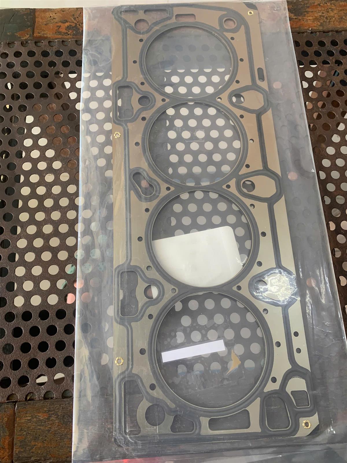 Ron quilat Chevrolet Cruze, Orlando, Lacetti CH