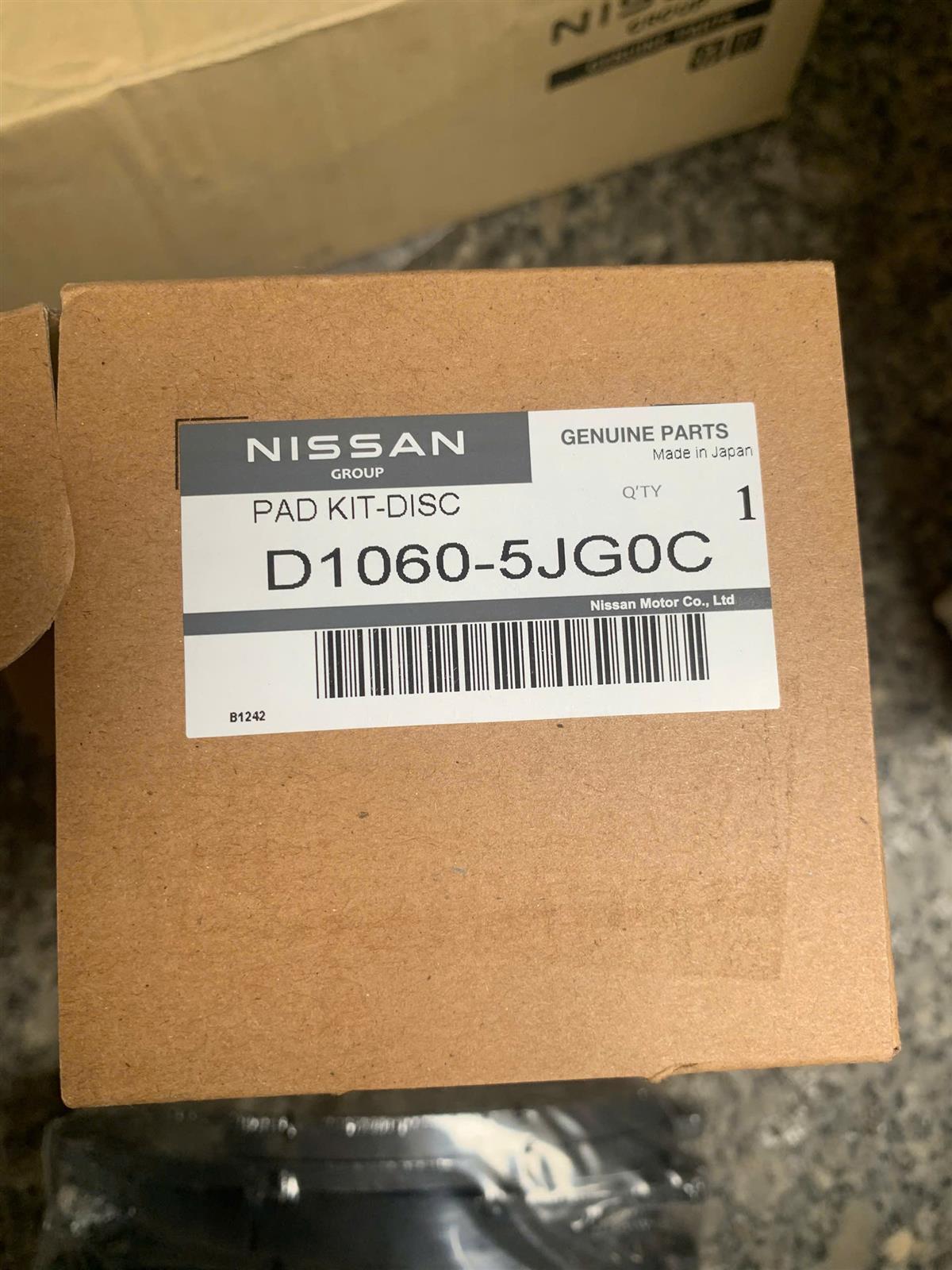 Má phanh trước Nissan Navara NP300 2018 CH