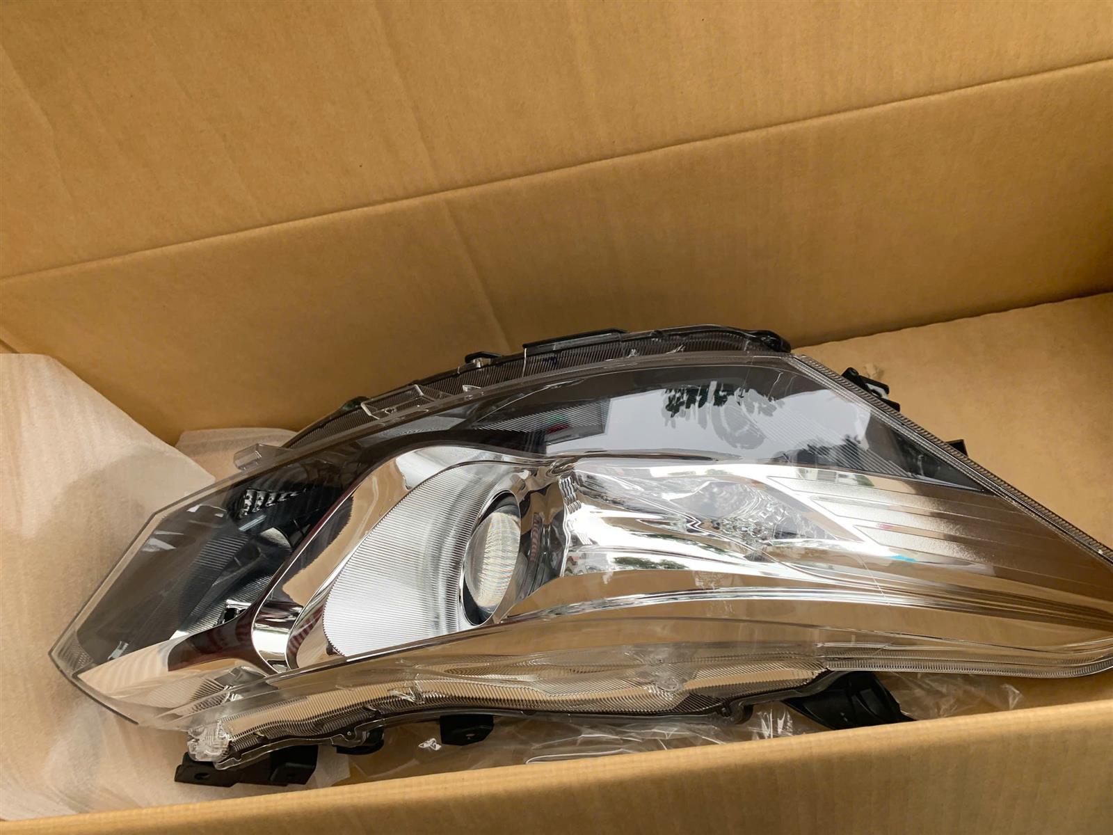 Đèn pha Toyota Vios 2014-2018 CH