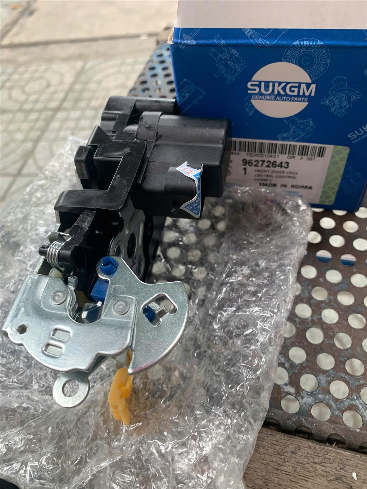 Ổ khóa ngậm Chevrolet Aveo 2013 CH