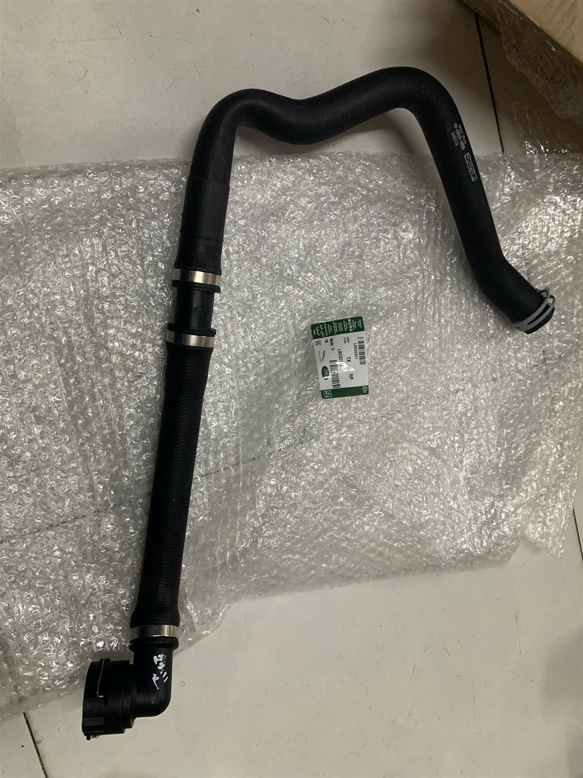 Ống nước làm mát Land Rover Range Rover Evoque 2012 CH