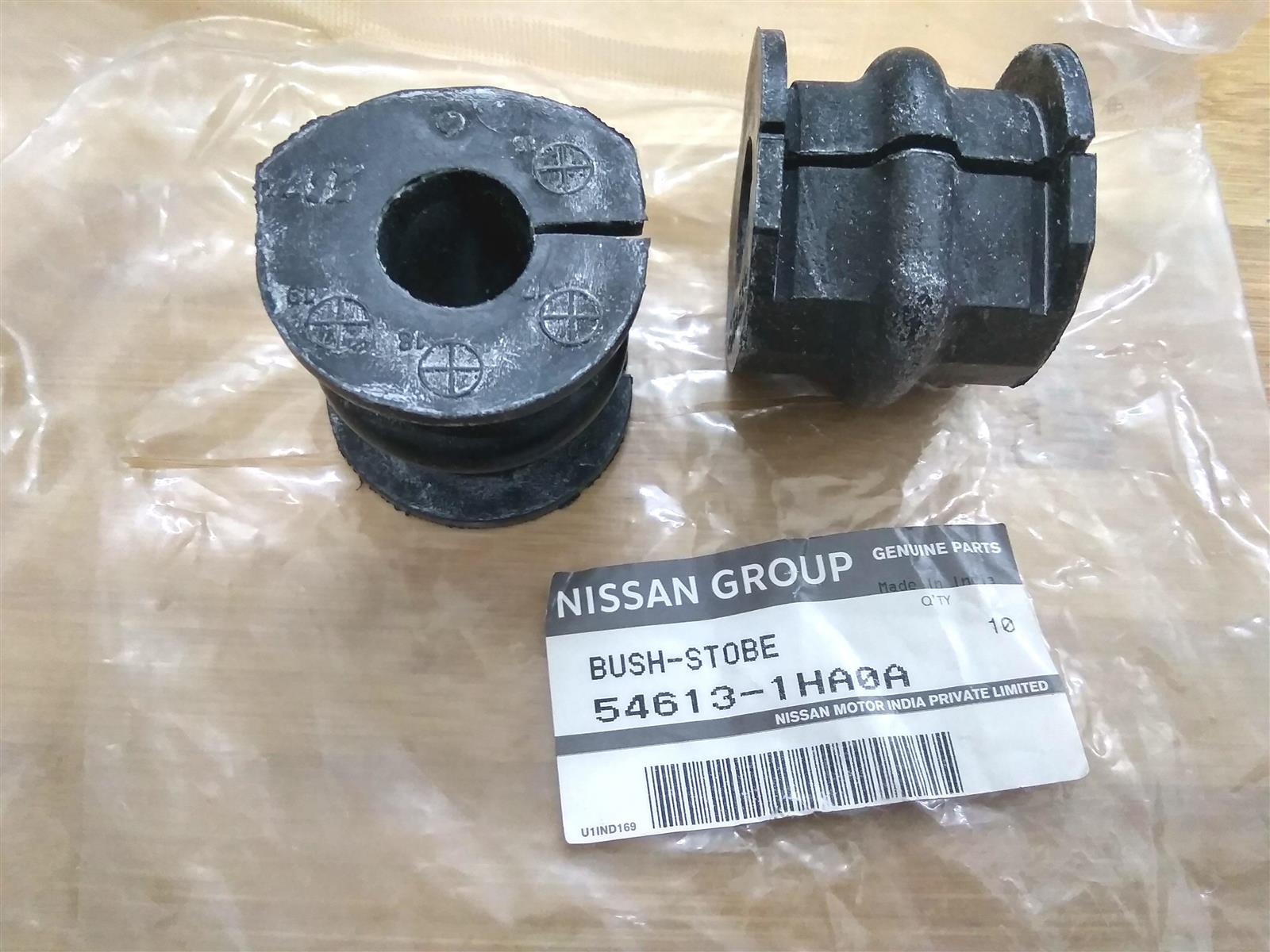 Cao su cân bằng Nissan Sunny 2009-2015 TH