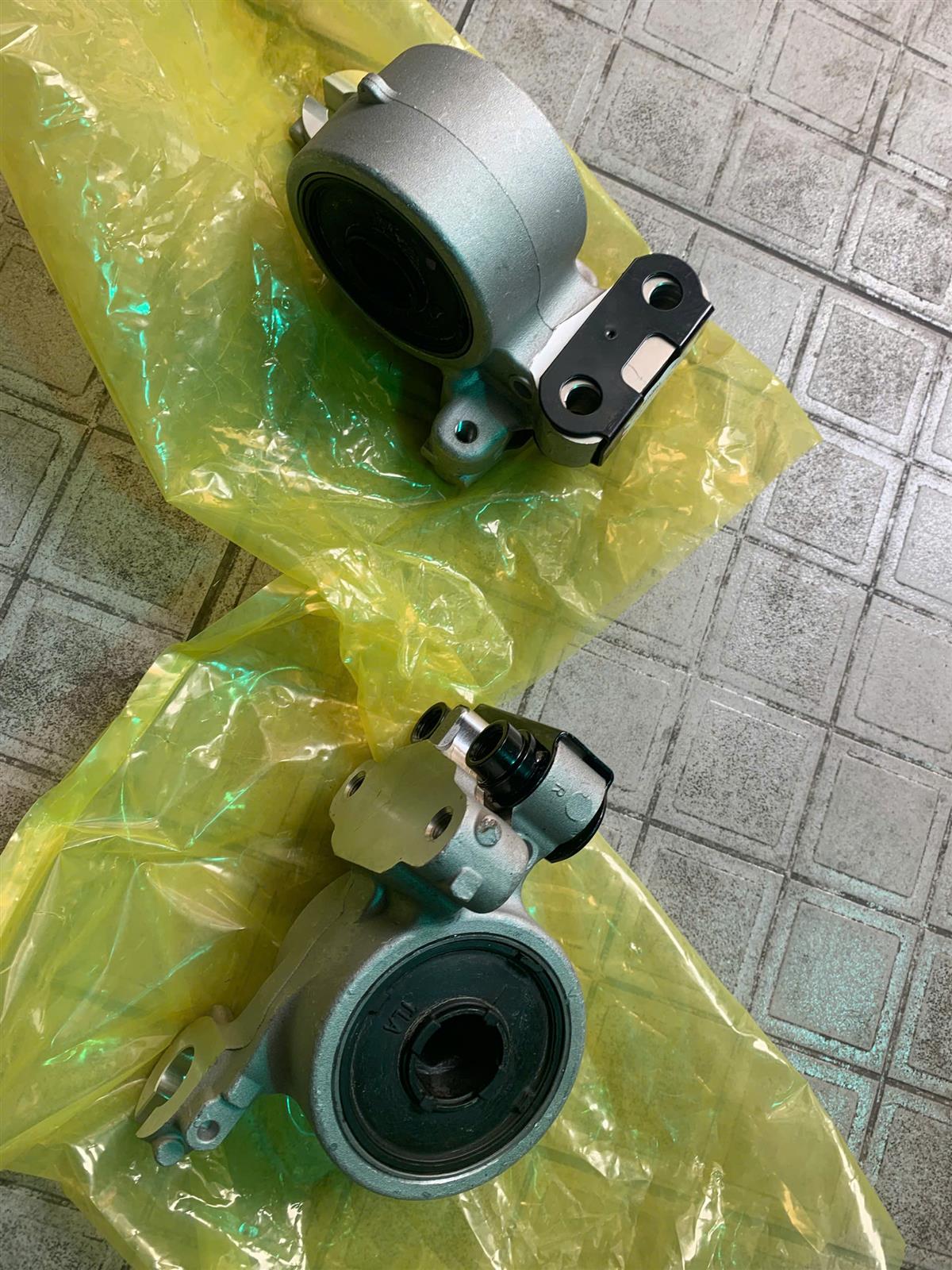 Cao su càng A Honda CRV 2018-2020 Thái