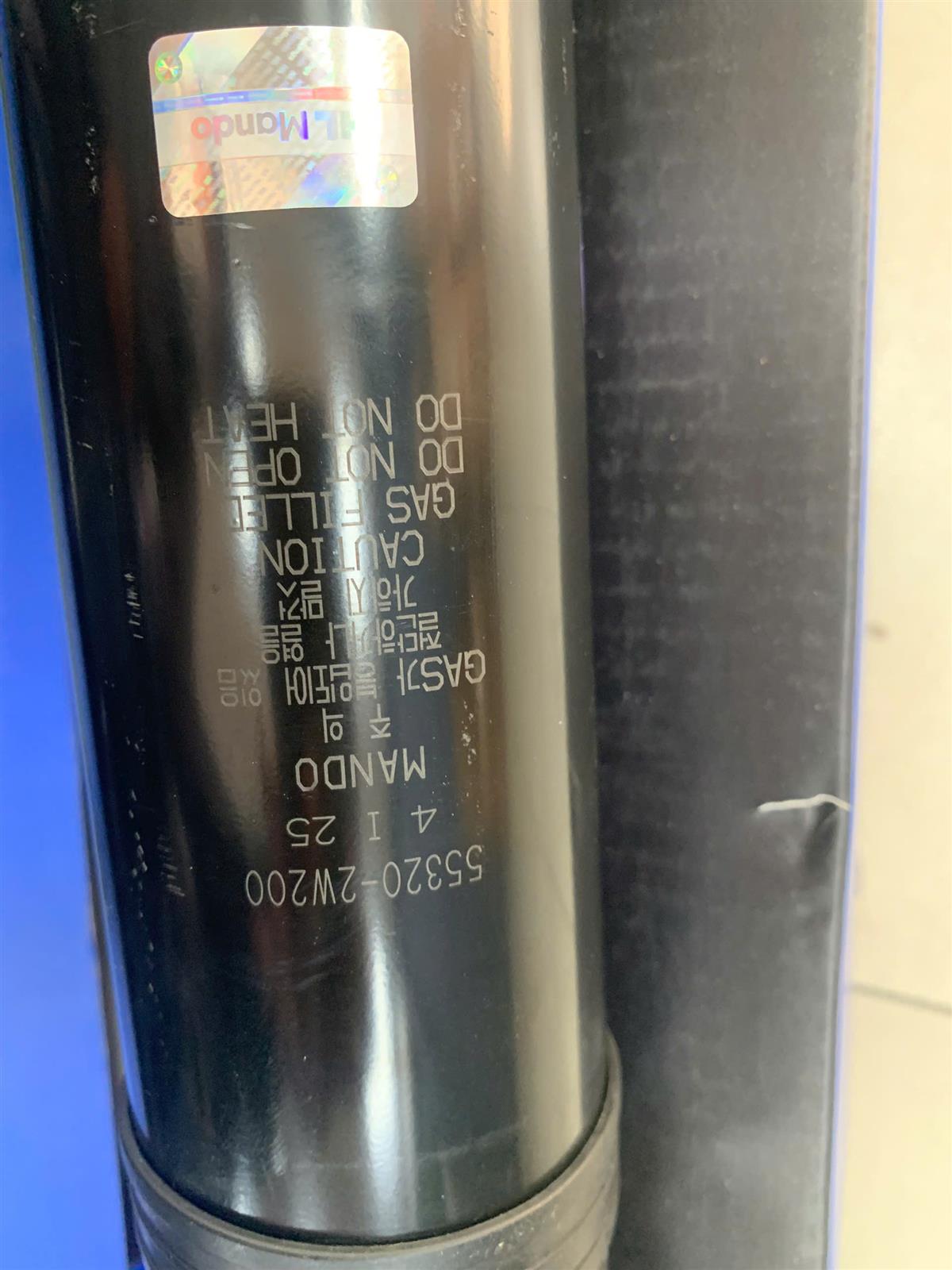 Giảm xóc sau Hyundai Santafe 2015-2017 Mando