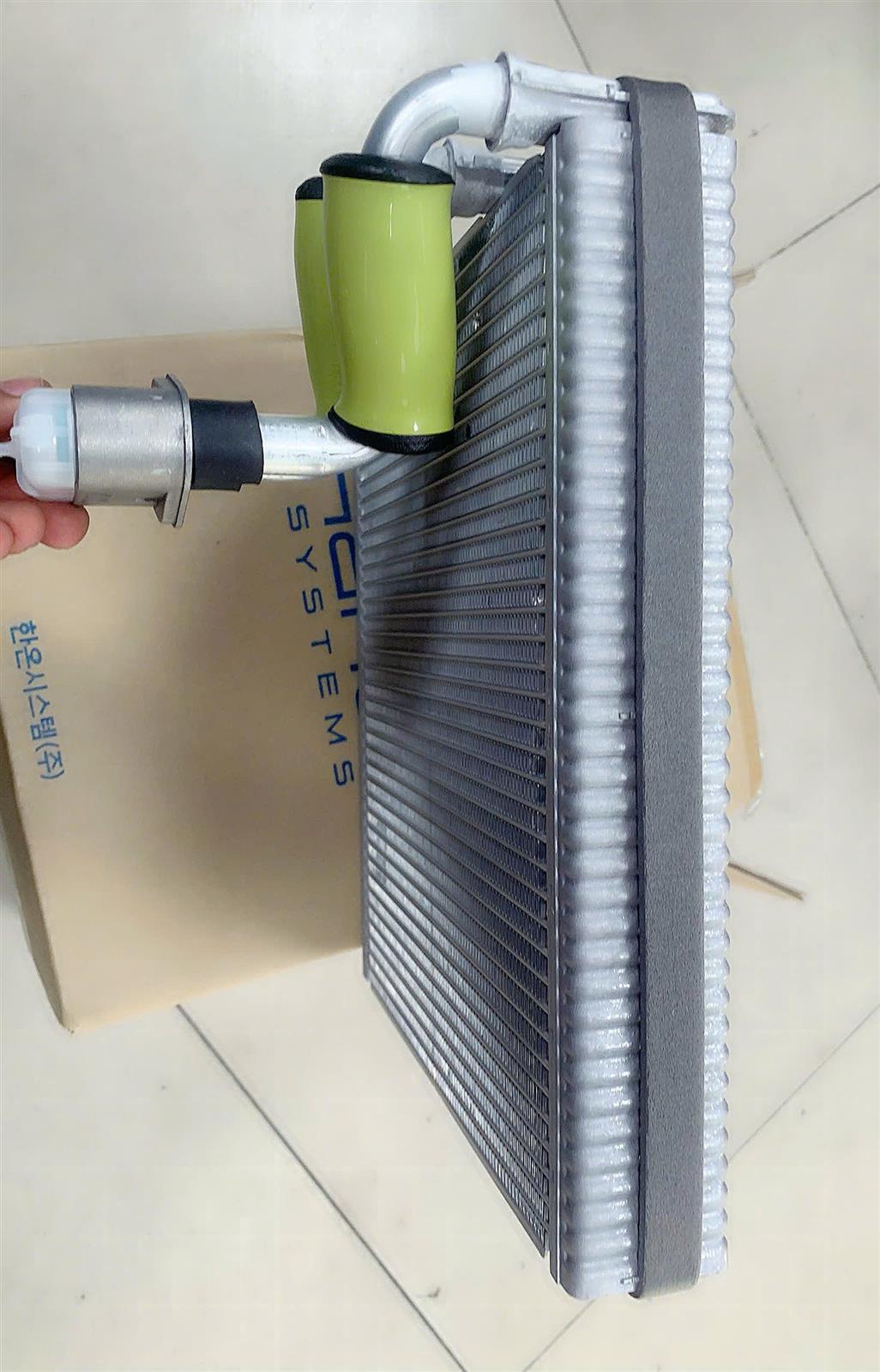 Dàn lạnh Hyundai SantaFe 2020-2023 Korea