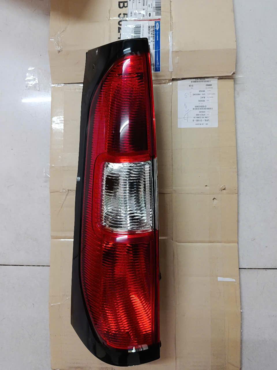 Đèn lái sau Ford Everest 2007-2009 LH CH