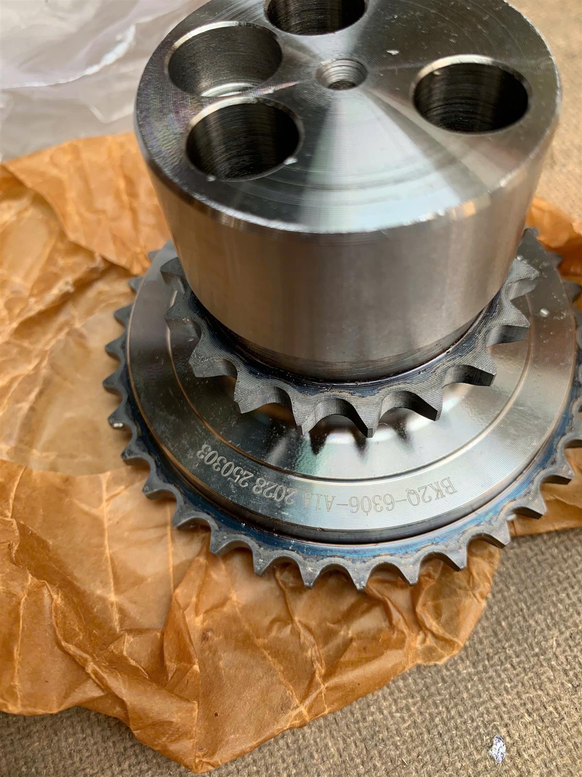 Bánh răng cốt máy Ford Transit 2009-2023 CH