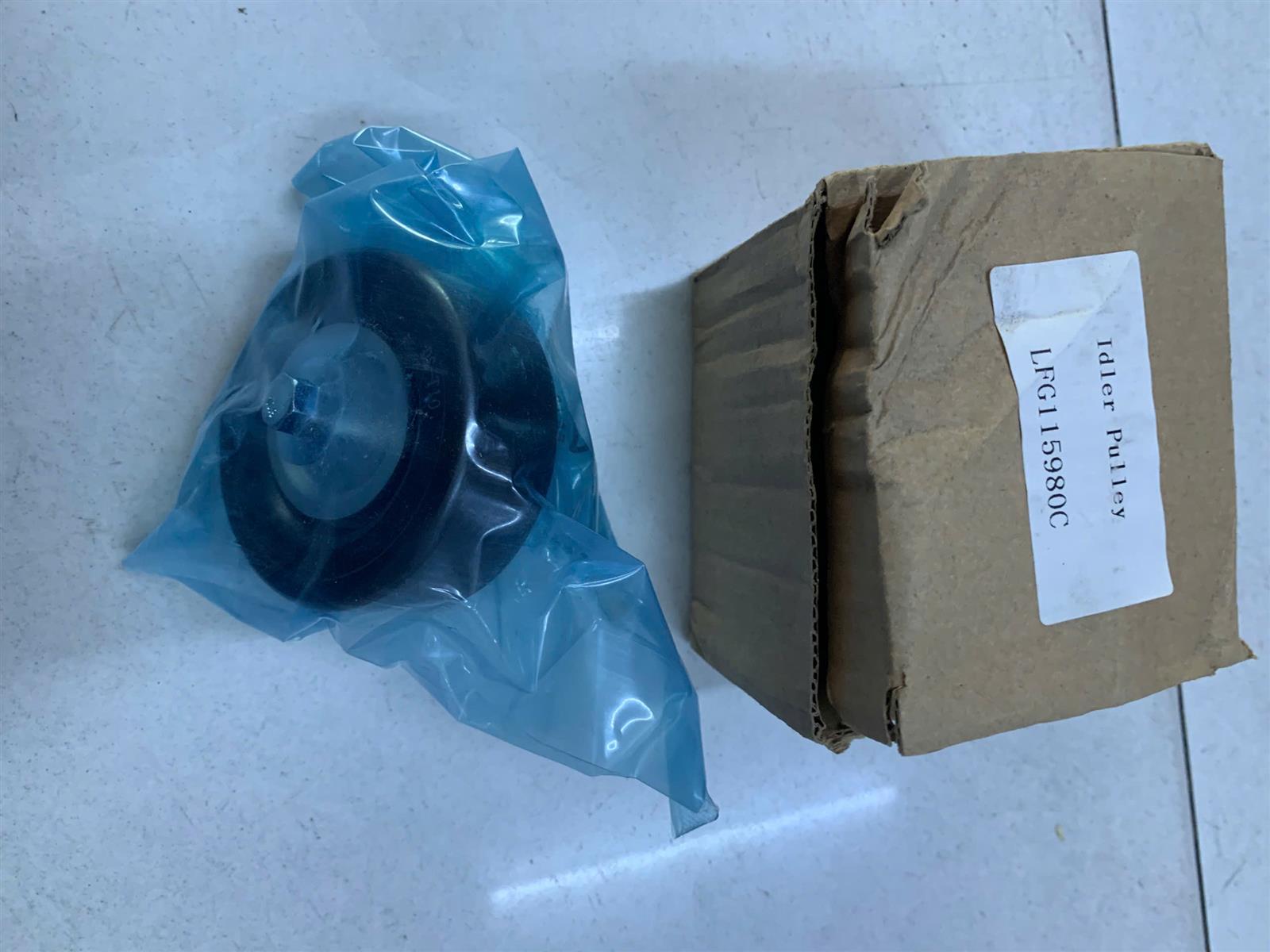 Puly đỡ curoa Ford Mondeo 2.0 2003. Escape 2.3 2005 TH