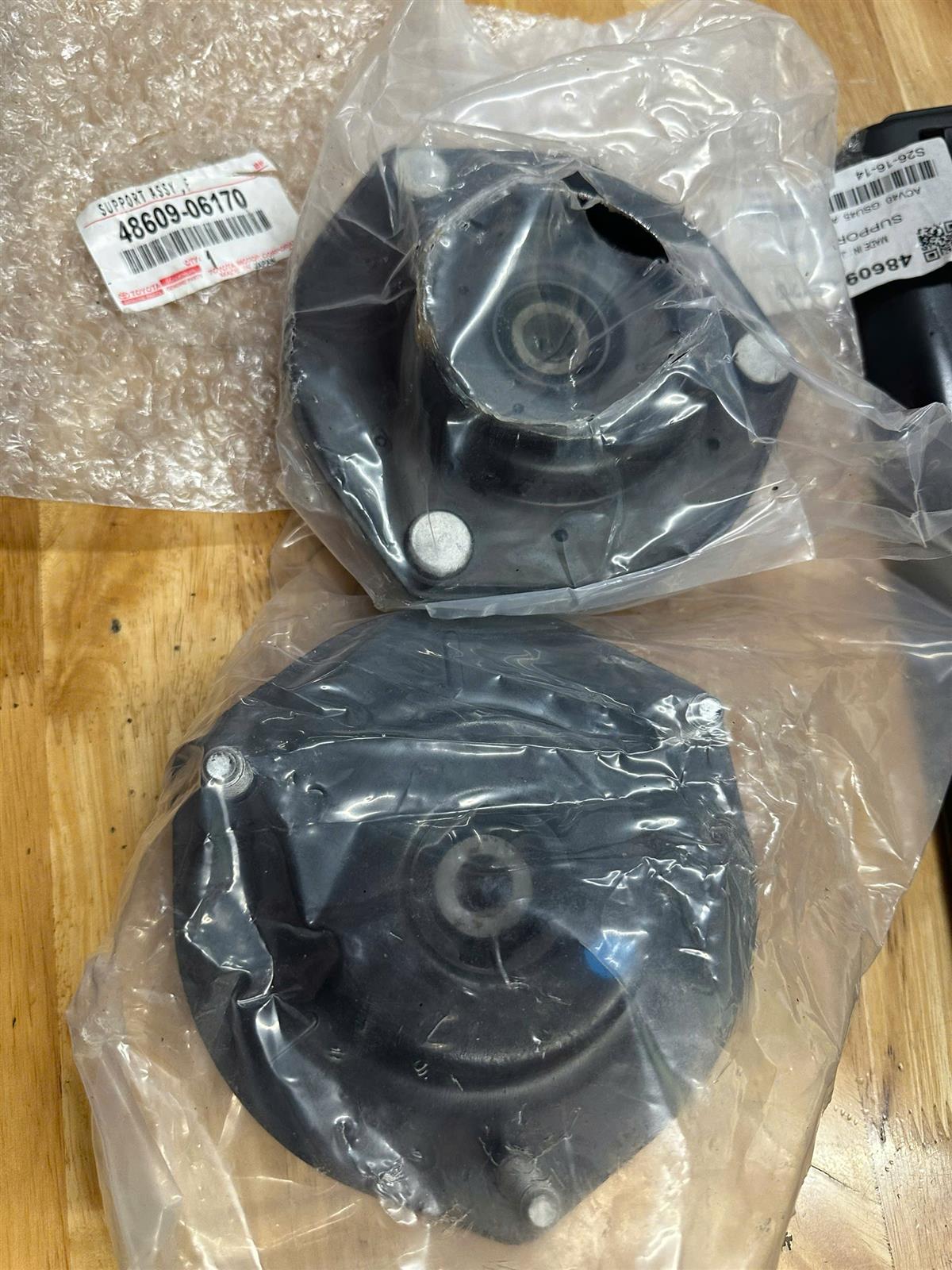 Bát bèo trước Toyota Venza 2009-2012 TH