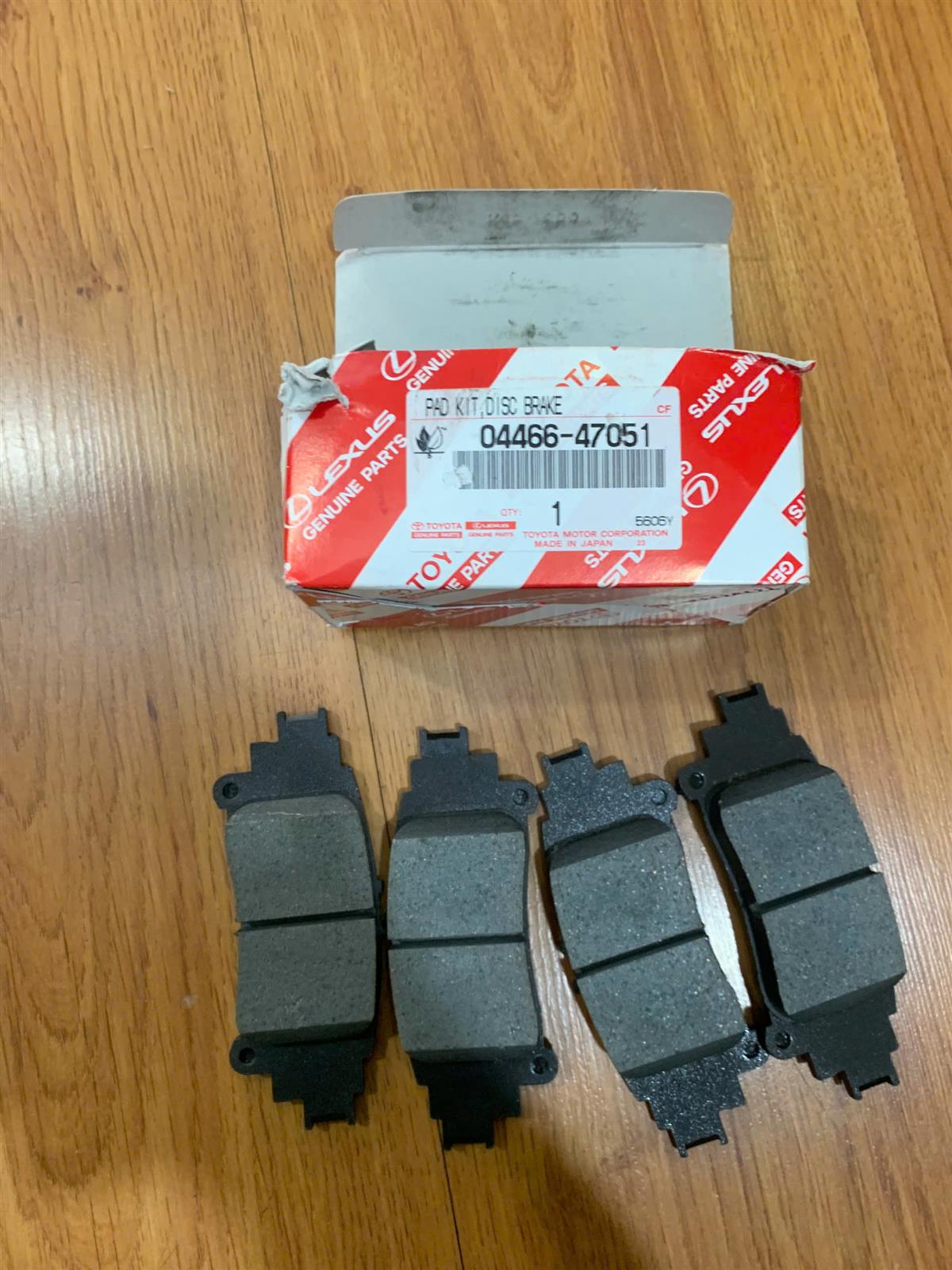 Má phanh sau Toyota Fortuner 2017-2020 CH