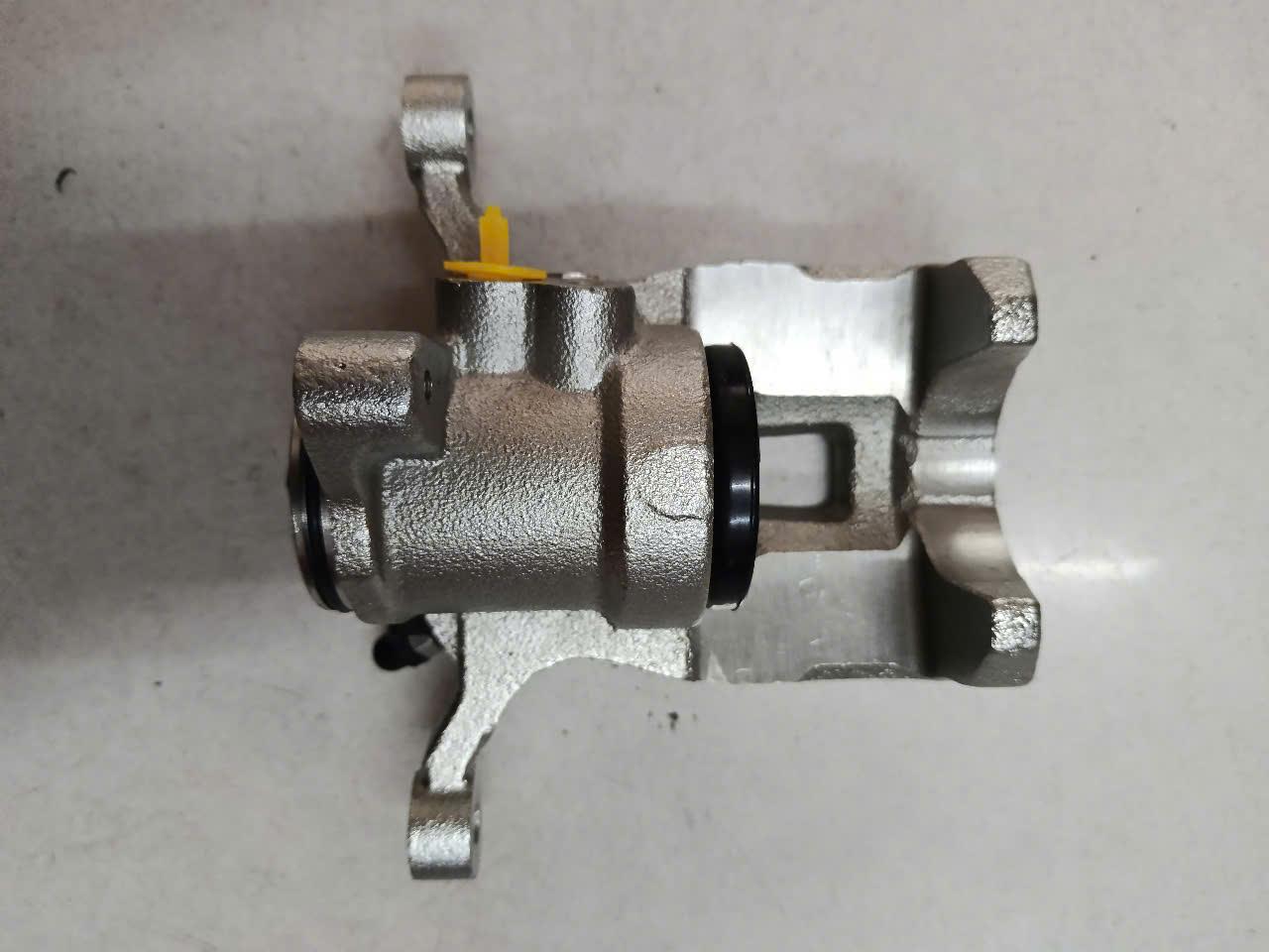 Cùm thắng sau Mazda CX5 2018-2021 TH