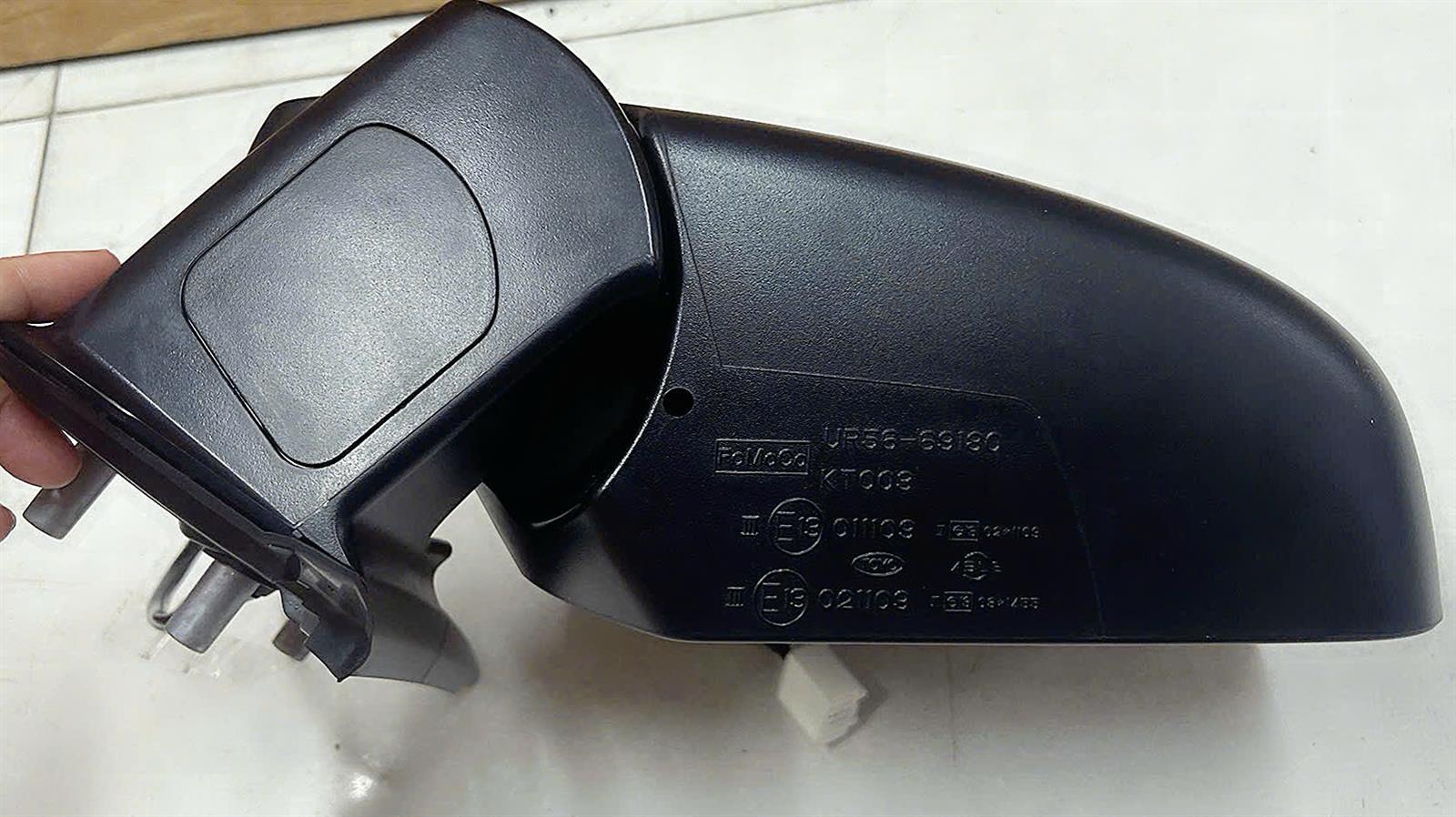 Kính chiếu hậu Ford Everest 2009-2014 RH TH (xi có đèn)