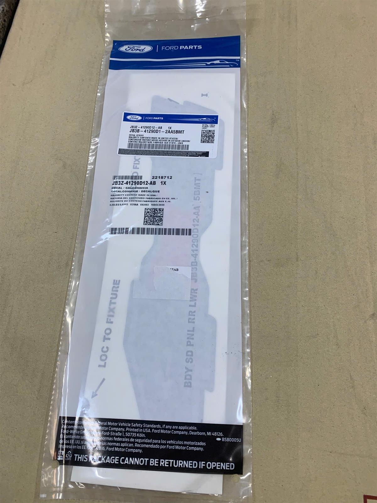 Tem chữ 4x4 Ford Ranger 2012-2017 CH