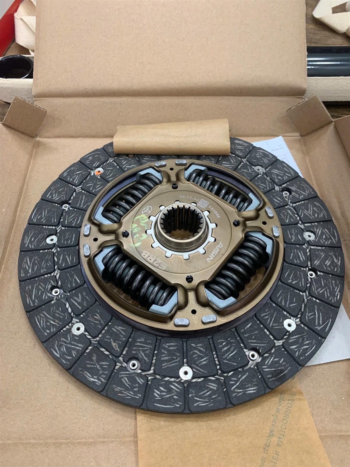 Lá côn Toyota Vios 2015-2019, Alits 2010-2014 CH