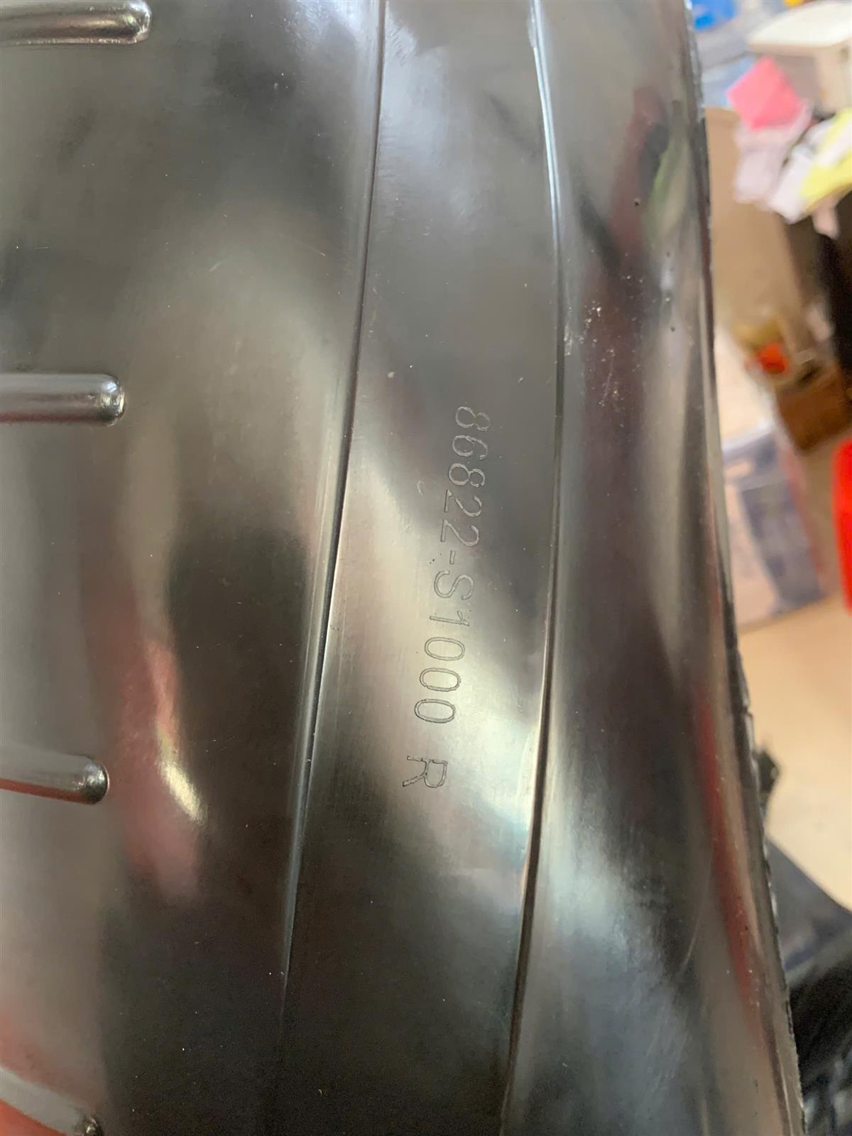 Chắn bùn lòng dè sau Huyndai Santafe 2019-2023 LH /RH TH