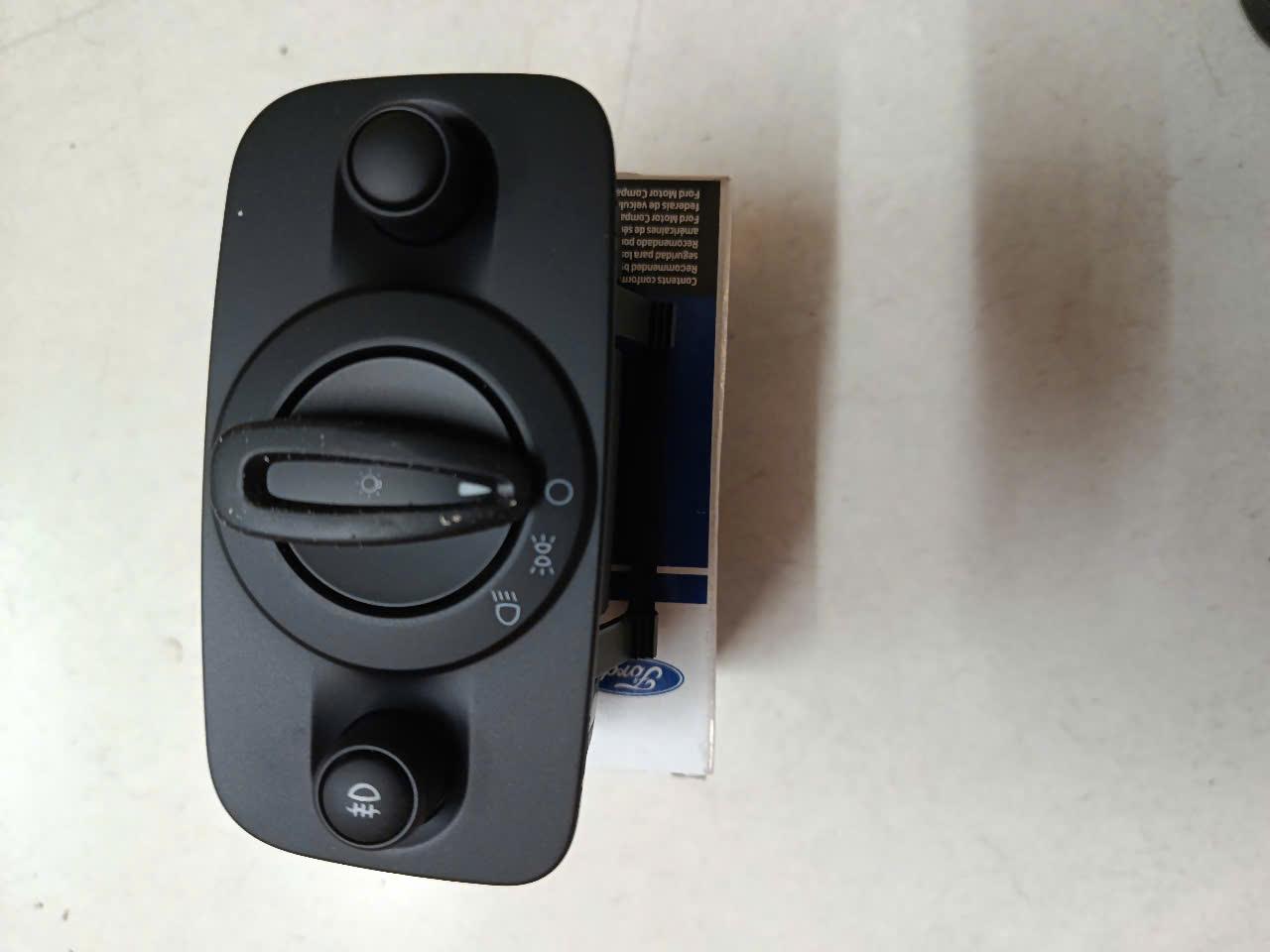 Công tắc chỉnh đèn pha Ford Fiesta 2011-2018 CH