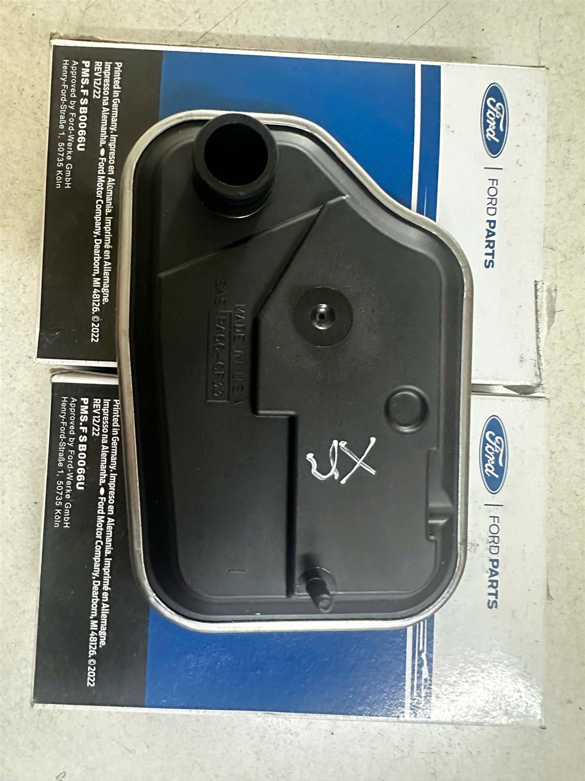 Lọc dầu hộp số ford Focus 2018 CH