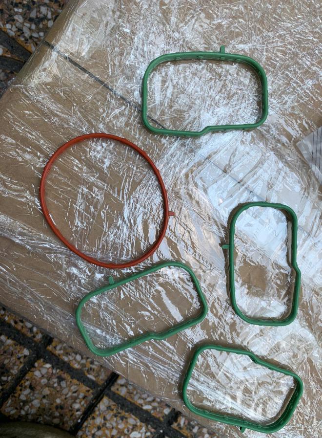 Ron tròn cổ hút Mazda 3,6,CX5 2015-2020 CH