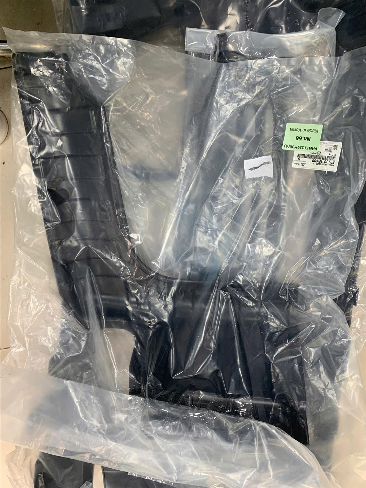 Chắn bùn gầm Hyundai Accent 2011-2018 LH