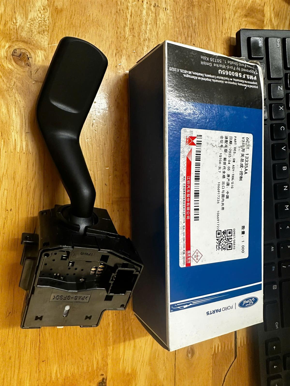 Công tắc chỉnh đèn pha Ford Transit 2009-2020 CH