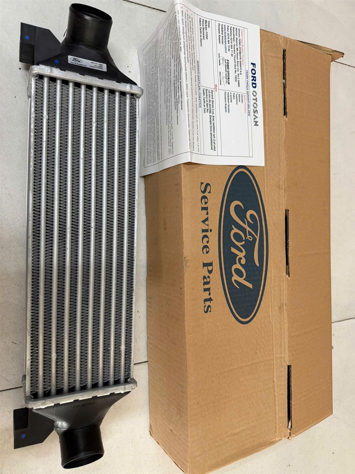 Két giải nhiệt turbo Ford Transit 2012-2022 CH
