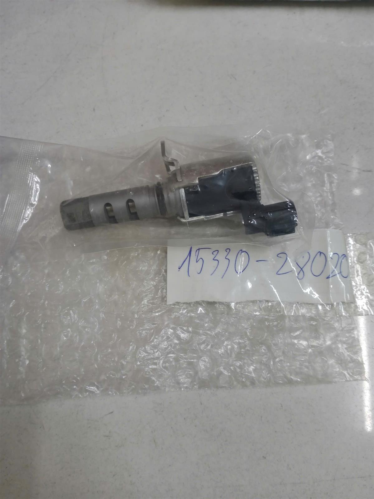 Van điều chỉnh áp suất dầu cam hút Toyota Camry 2.4 Th