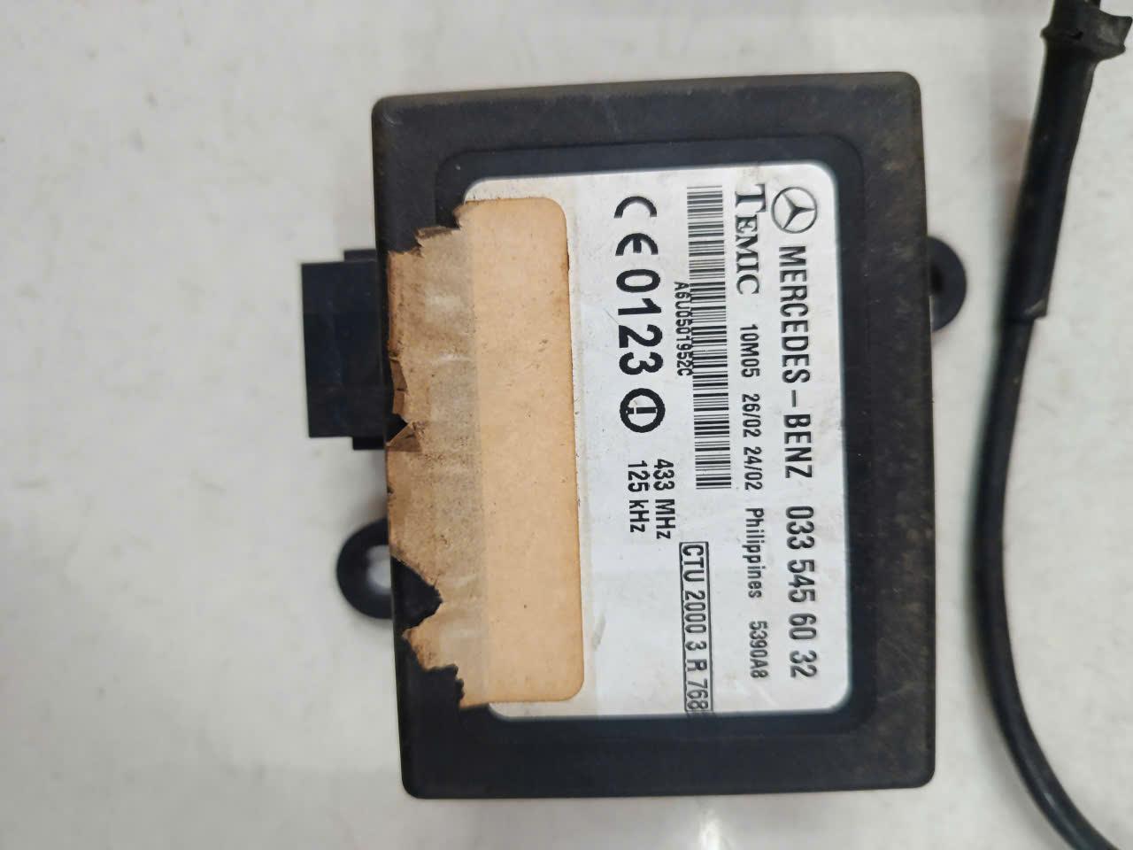 Hộp điều khiển động cơ + hộp từ + chìa khoá Mercedes Sprinter Tháo( ECU)