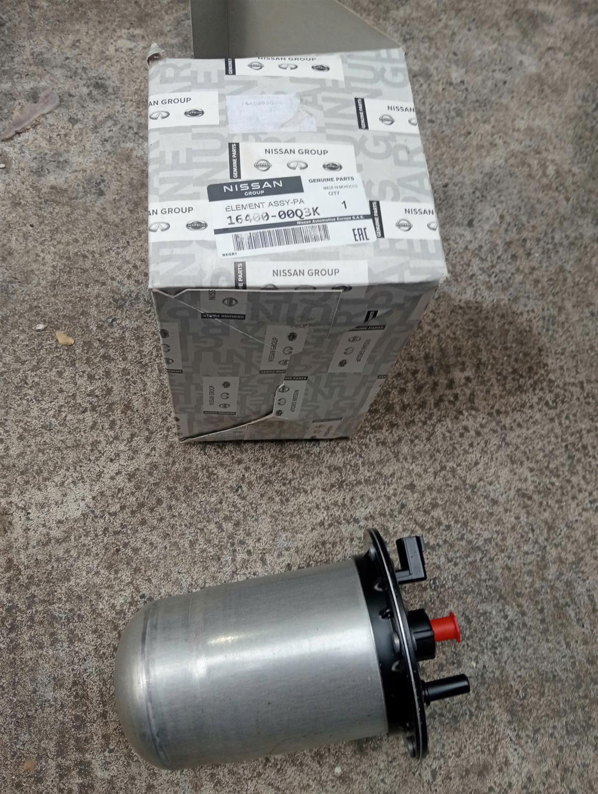 Cụm bơm nhiên liệu Nissan Navara NP300, Renaul CH( bơm tay +lọc +cảm biến báo bẩn)