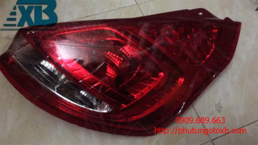 Đèn lái sau Ford Fiesta 2015 (5 cửa) OEM RH 