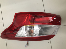 Đèn lái sau ngoài Ford Focus 2012(4 cửa) TH RH