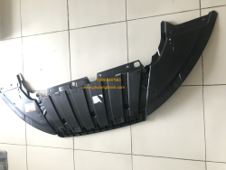 Chắn bùn két nước dưới Ford Focus 2016-2018 TH Ford Focus 1.6 2015 5 cửa