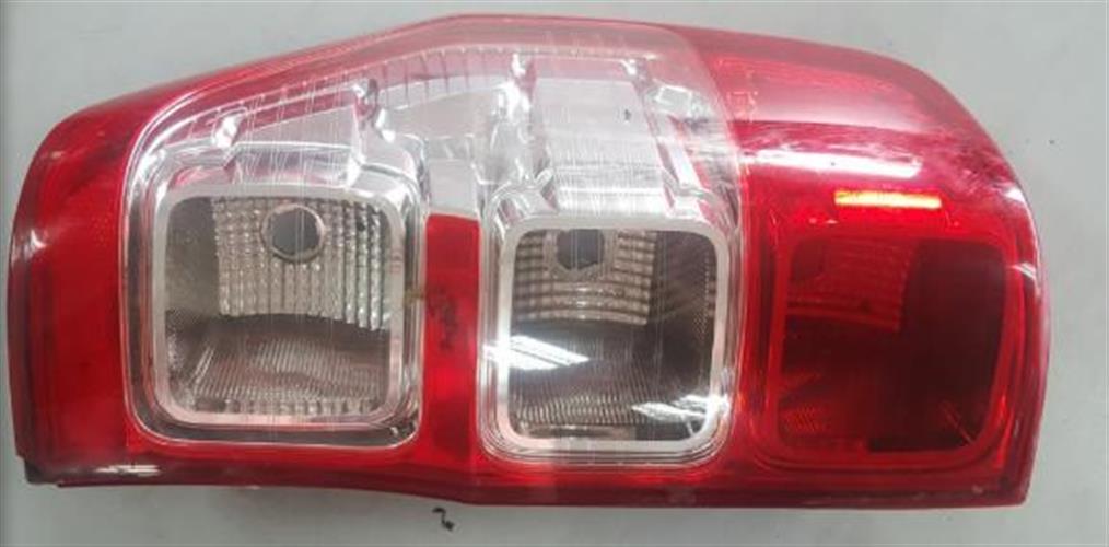 Đèn lái sau Ford Ranger 2.2 2012-2018 LH CH (trắng-đỏ)